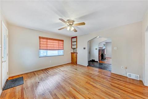 1349 Silver Ln, Coraopolis, PA 15108 photo 7