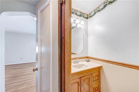 1349 Silver Ln, Coraopolis, PA 15108 photo 25