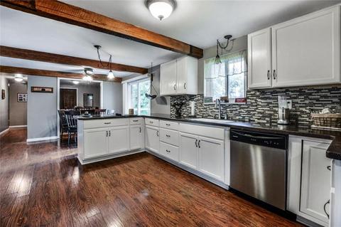 134 Dobson Rd, Mars, PA 16046 photo 8