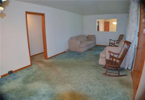 129 Shaffer Rd, Apollo, PA 15613 photo 2