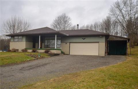 129 Shaffer Rd, Apollo, PA 15613 photo 1
