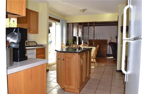 39 Hones Rd, Export, PA 15632 photo 7