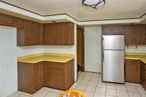 5833 Roosevelt Ave, Export, PA 15632 photo 13