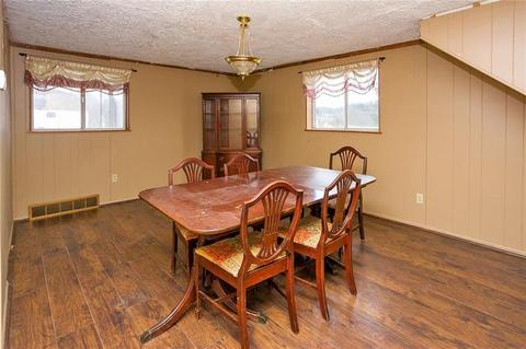 5833 Roosevelt Ave, Export, PA 15632 photo 9