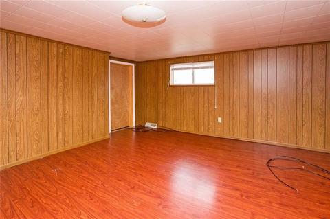 5833 Roosevelt Ave, Export, PA 15632 photo 20