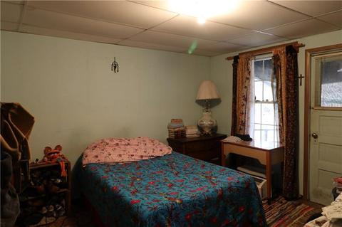 903 Spring St, Braddock, PA 15104 photo 9