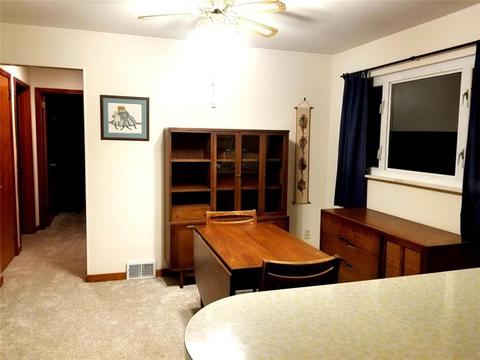 140 Cherry Ln, Irwin, PA 15642 photo 4