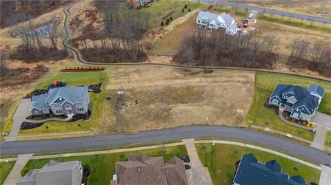 207 Murrin Ct, Mars, PA 16046 photo 1