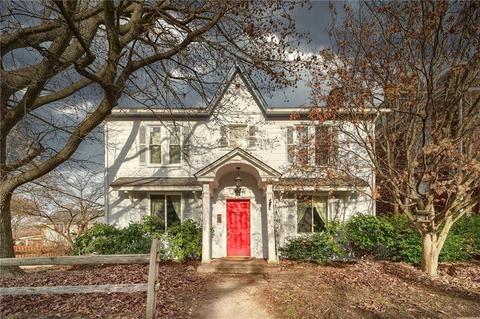 821 Fleming St, Coraopolis, PA 15108 photo 2