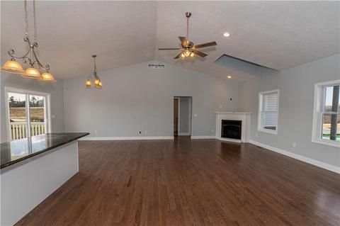 202 Ruby Dr, Uniontown, PA 15401 photo 6