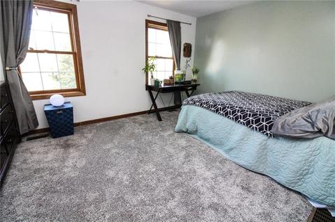 16 Downs Dr, Coraopolis, PA 15108 photo 14