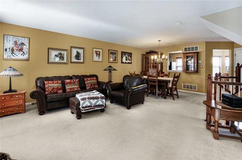 405 Georgetown Ct, Seven Fields, PA 16046 photo 5