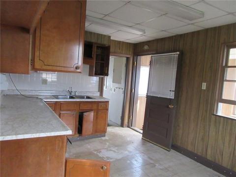 84 Valley Rd, Eighty Four, PA 15330 photo 5