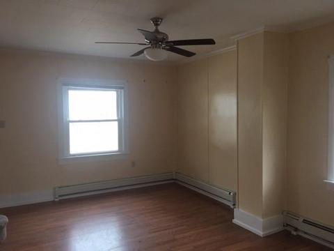 218 E 4th St, Derry, PA 15627 photo 11
