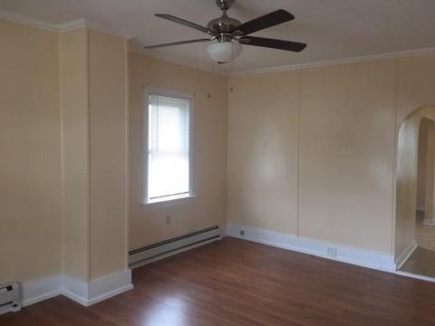 218 E 4th St, Derry, PA 15627 photo 10