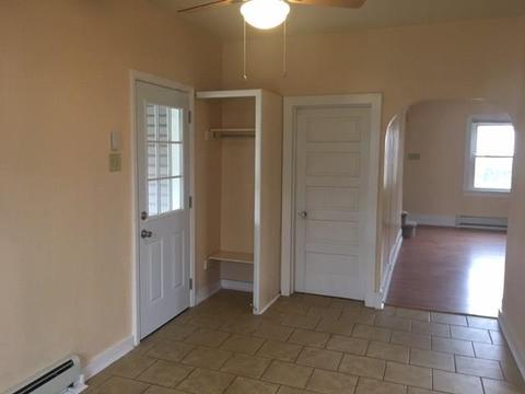 218 E 4th St, Derry, PA 15627 photo 8