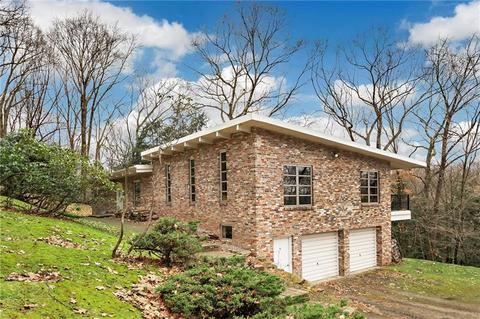 4912 Simmons Cir, Export, PA 15632 photo 1