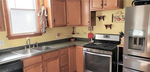 133 Custer Ave, Vandergrift, PA 15690 photo 6