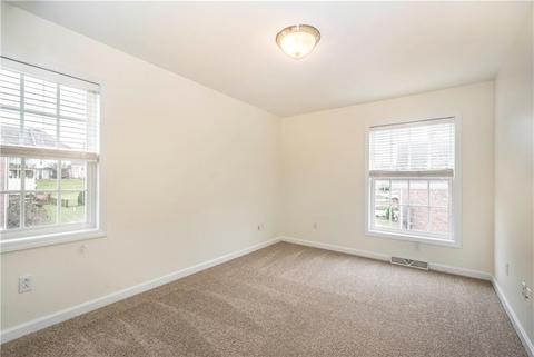 529 E Vanderbilt Dr, Mars, PA 16046 photo 19