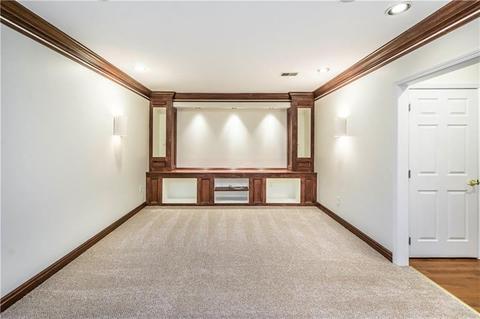 529 E Vanderbilt Dr, Mars, PA 16046 photo 12