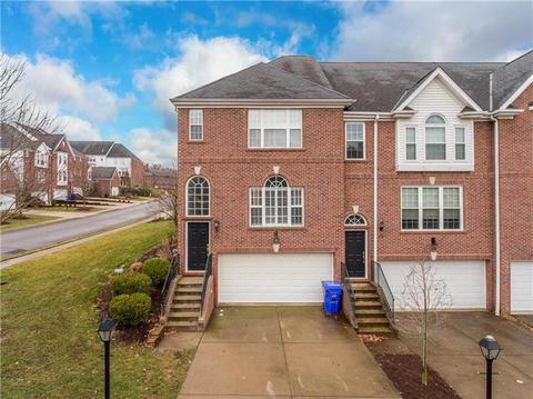 529 E Vanderbilt Dr, Mars, PA 16046 photo 1