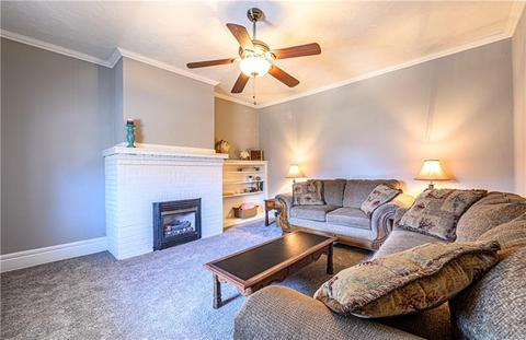 607 8th St, Irwin, PA 15642 photo 7