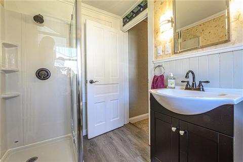 607 8th St, Irwin, PA 15642 photo 16