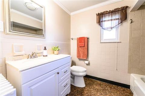 607 8th St, Irwin, PA 15642 photo 9