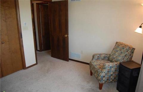 62 Circle Dr, Irwin, PA 15642 photo 10