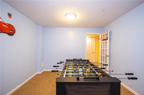 237 Broadstone Dr, Mars, PA 16046 photo 23