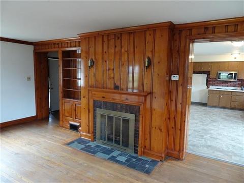 800 Vine St, Irwin, PA 15642 photo 11