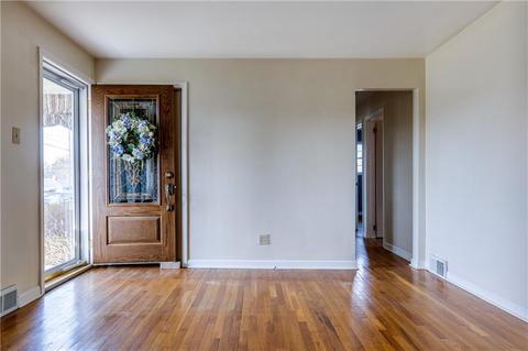 621 Wayne Ave, Monaca, PA 15061 photo 9