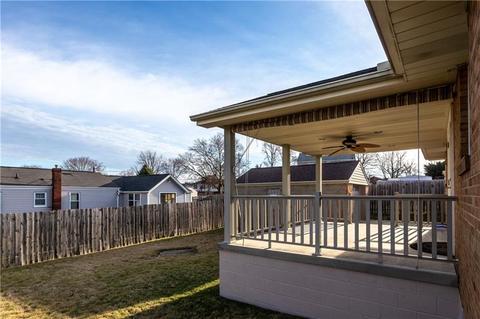 621 Wayne Ave, Monaca, PA 15061 photo 4