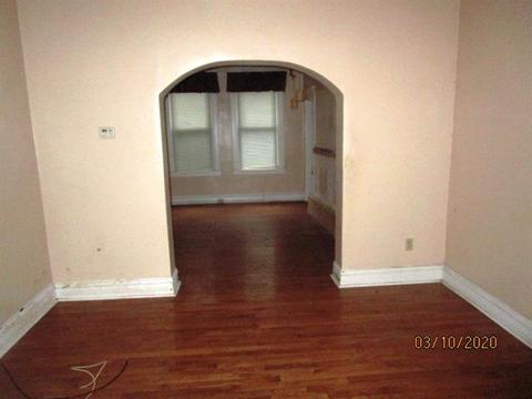 409 Stokes Ave, North Braddock, PA 15104 photo 5