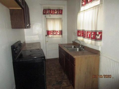 409 Stokes Ave, North Braddock, PA 15104 photo 9