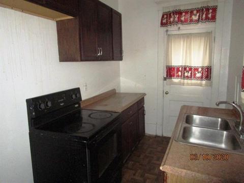 409 Stokes Ave, North Braddock, PA 15104 photo 10