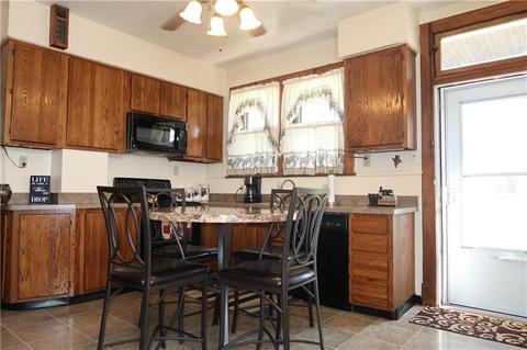 623 Cedar St, Irwin, PA 15642 photo 11
