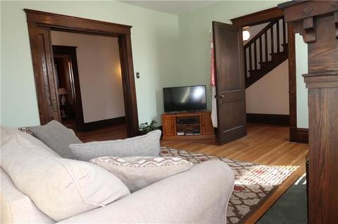 623 Cedar St, Irwin, PA 15642 photo 9