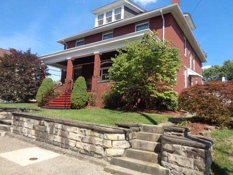 623 Cedar St, Irwin, PA 15642 photo 2
