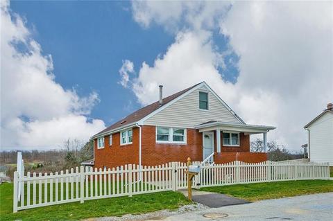 3052 Idaho St, Export, PA 15632 photo 1