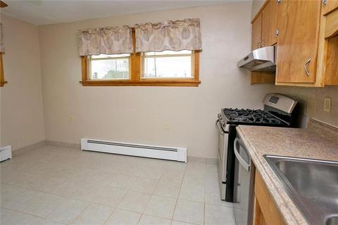 3052 Idaho St, Export, PA 15632 photo 10
