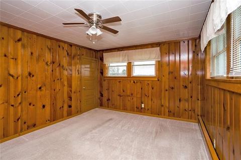3052 Idaho St, Export, PA 15632 photo 11