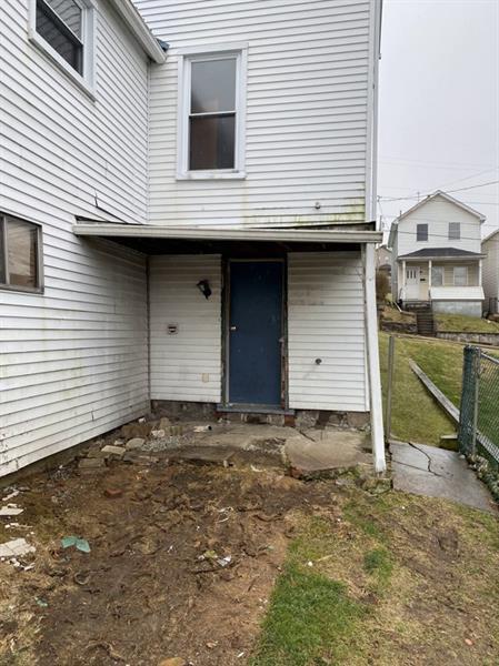 204 Emerson St, Vandergrift, PA 15690 photo 18