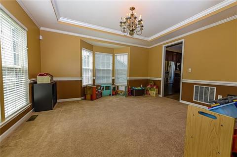 156 Broadstone Dr, Mars, PA 16046 photo 4