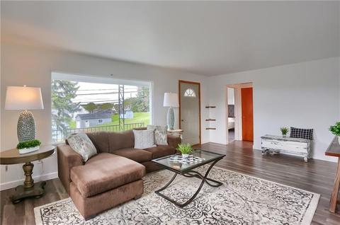 814 Marshall Rd, Monaca, PA 15061 photo 5