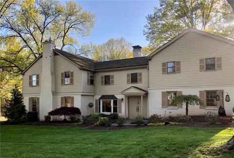 176 Devonwood Dr, Pittsburgh, PA 15241 photo 3