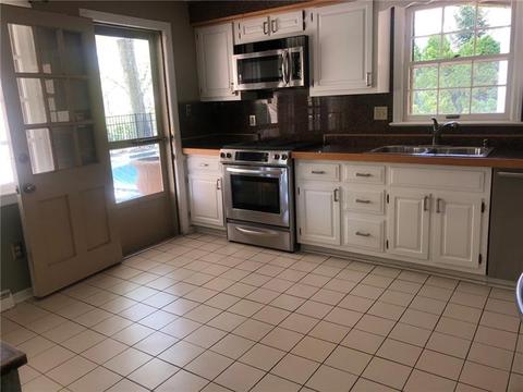 176 Devonwood Dr, Pittsburgh, PA 15241 photo 12