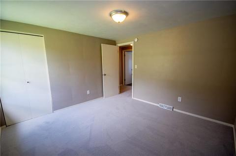 105 Aviation Ln, Export, PA 15632 photo 17