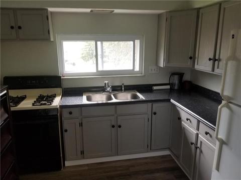 58 Forest Dr, Irwin, PA 15642 photo 8