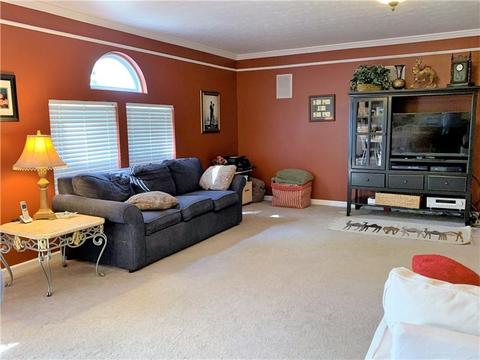 447 Chapeldale Dr, Upper Burrell, PA 15613 photo 7